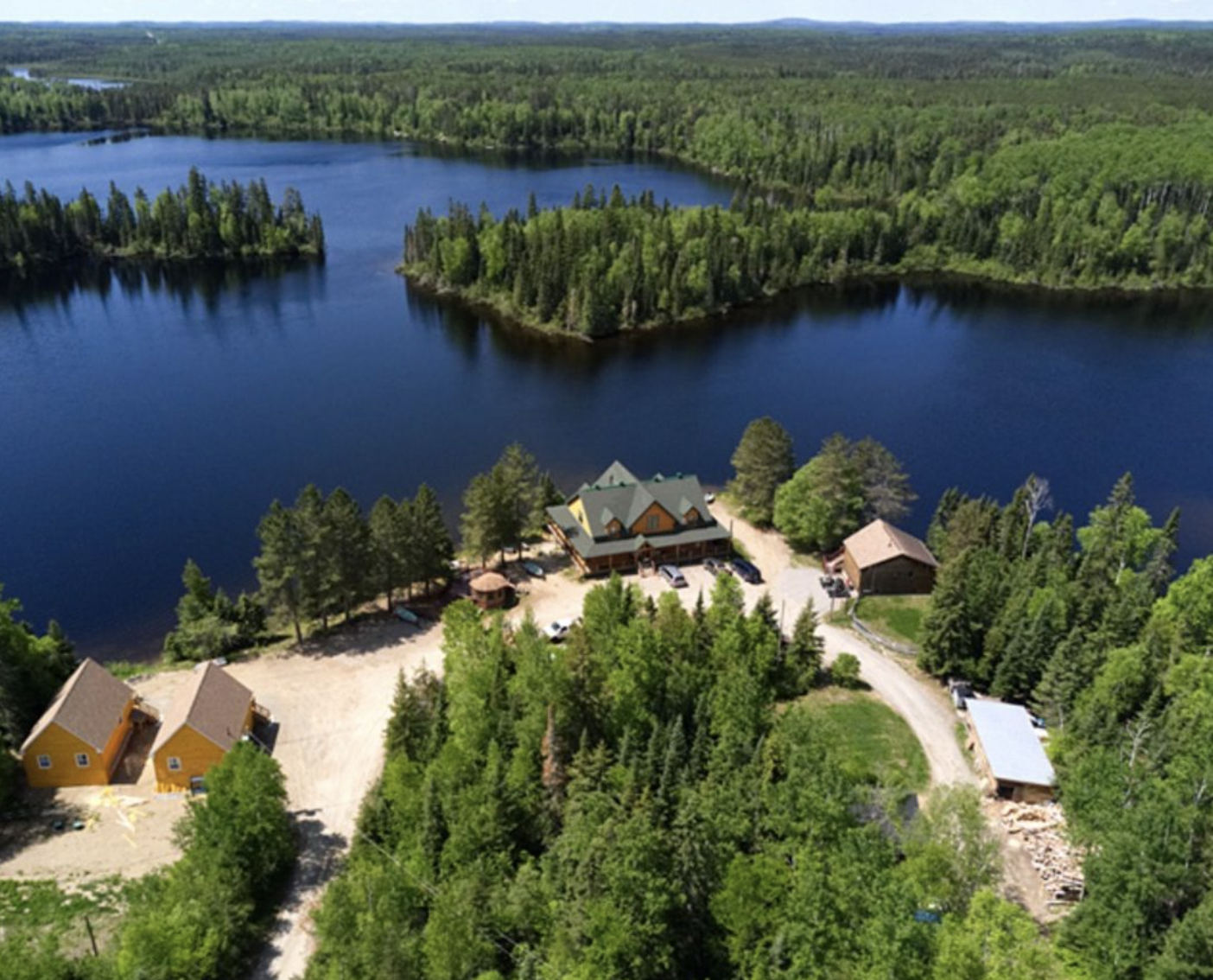 Moosehorn Lodge