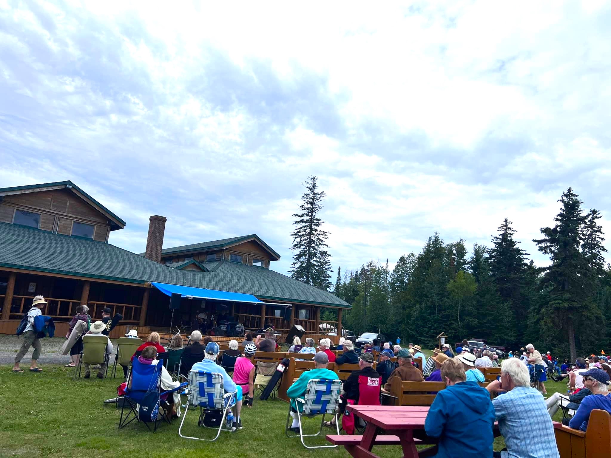 Chippewa Park outdoor concert
